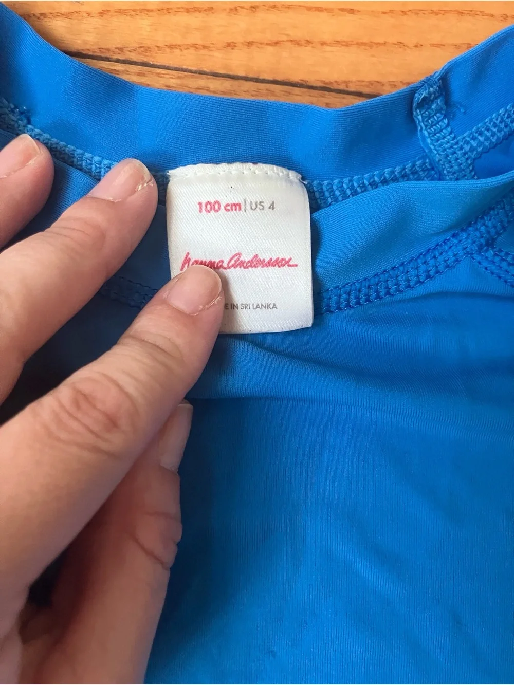 Hanna Andersson size 4 rashguard